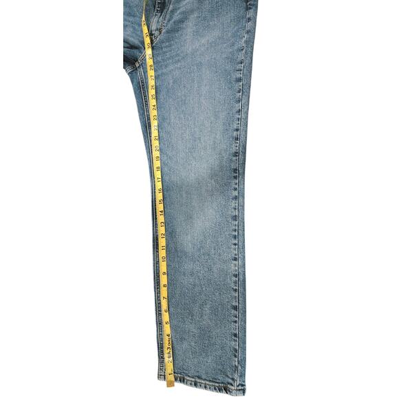 Levi's Men's 541 Athletic Fit Jeans Size: 36 x 30 - Picture 7 of 7